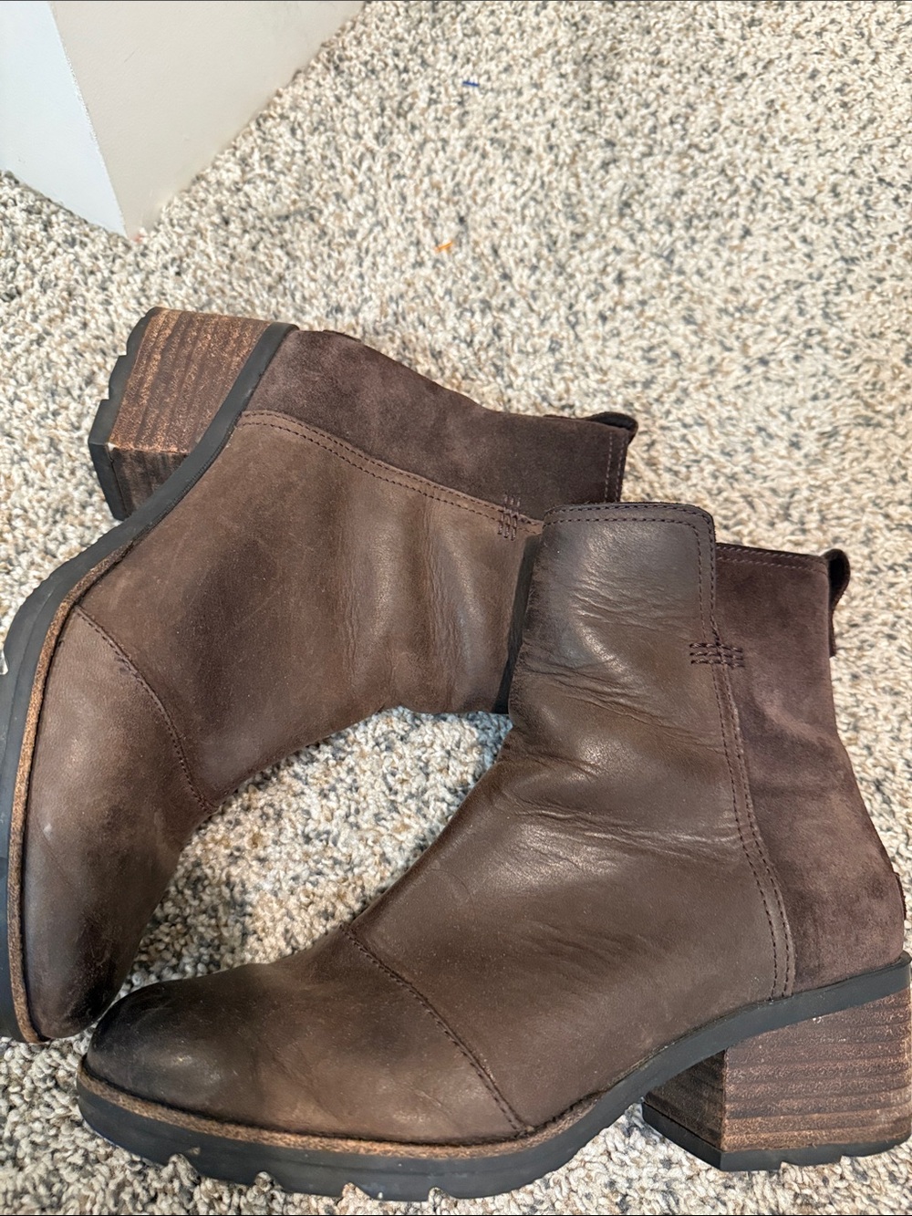Sorel Womens Cate Bootie Block Heel Blackened Brown Boot Size 9.5 Fall Casual